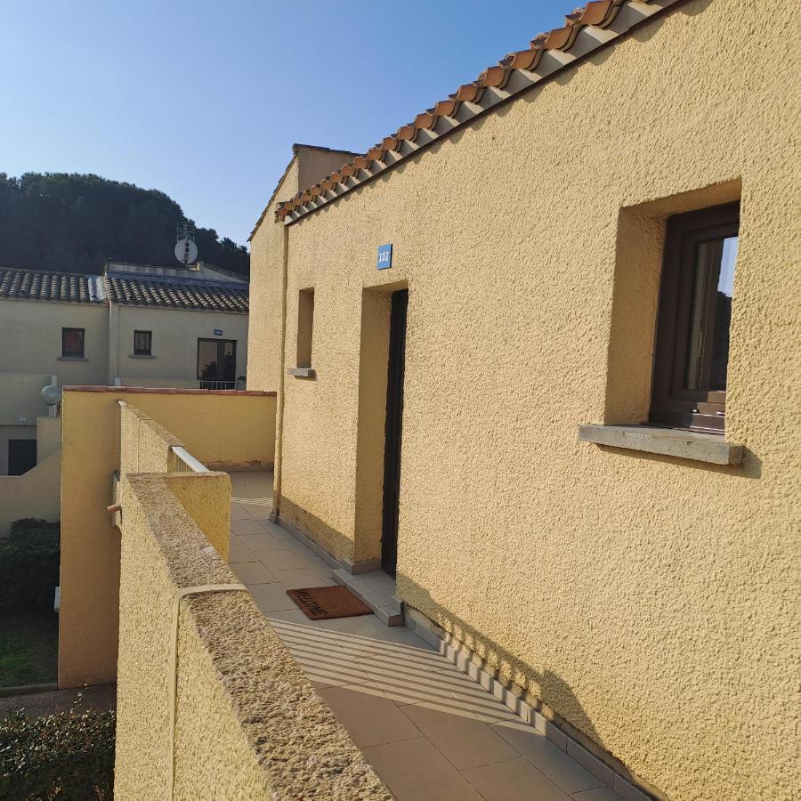 Studio Climatise Cosy Avec Grande Piscine Chauffee 아그 외부 사진